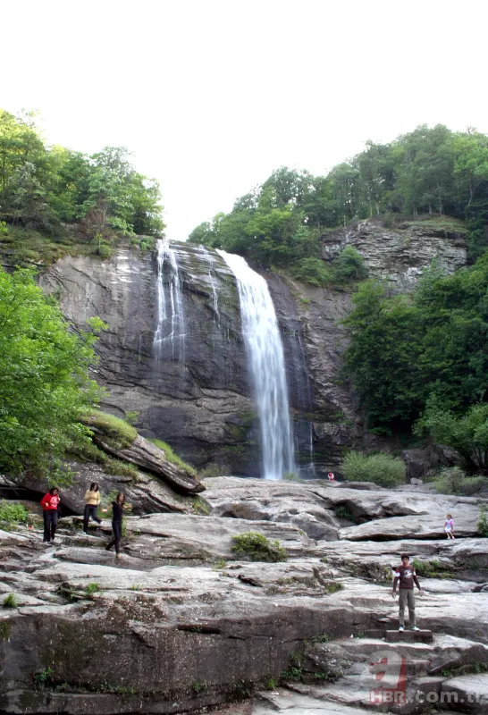 Görüntüler Bursa’dan… Kırık fay hattı ortaya mest eden güzelliği çıkardı! Sonbahar güzelliği… 7