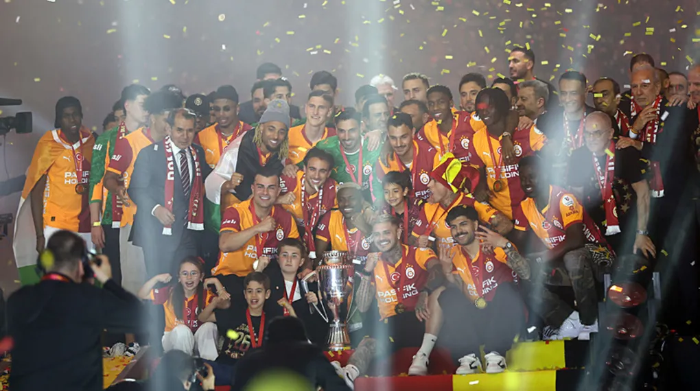 Galatasaray 26. şampiyonluğunu kutladı