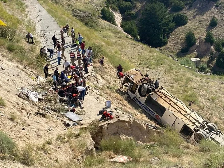 Kars'ta korkunç kaza! Yolcu otobüsü Karakurt Viyadüğü'nden aşağı uçtu! Ölü ve yaralılar var
