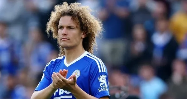 Galatasaray’dan stoper için takas teklifi! Yunus Akgün İngiltere yolcusu...