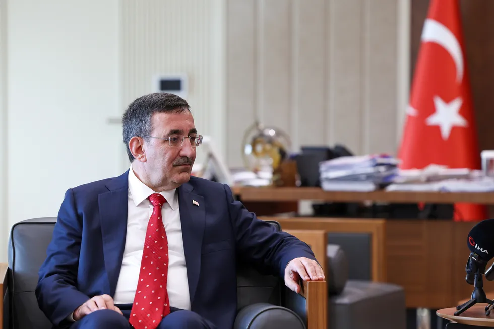 yavru-vatana-dev-enerji-mujdesi-turkiye-ve-kktc-arasinda-tarihi-imza-detaylar-a-haberde-1783700449332.jpg Yavru vatana dev enerji müjdesi! Türkiye ve KKTC arasında tarihi imza: Detaylar A Haber'de - 3