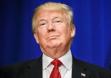 Trump’ın otelleri boş kaldı adını değiştirdi
