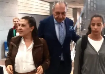 Şarkıcı Nilüfer de hakim karşısında