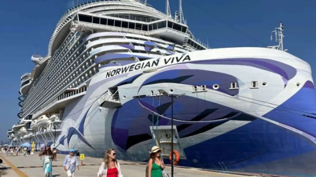 Bodrum'a denizden 3 bin 581 turist geldi