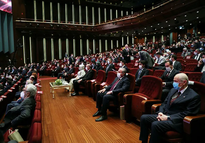 Başkan Erdoğan: İstiklal Marşı etrafında kenetlenmeliyiz