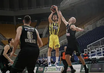 Fenerbahçe, Panathinaikos'a mağlup oldu
