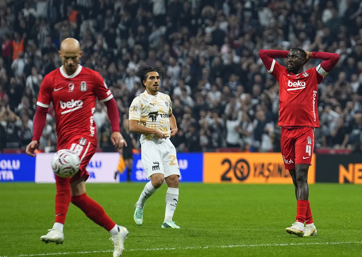 CANLI Beşiktaş zirve yarışında kritik virajda Başakşehir'e karşı - 3