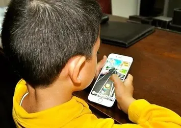 Sosyal medyaya yaş sınırı! Hangi değişiklikler olacak?