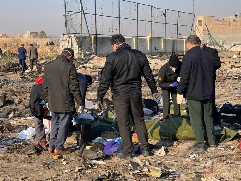 İran'da düşen uçağın enkazından ilk görüntüler! 21