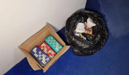 adanada-sendika-binasina-kumar-baskini-50-kisiye-64-bin-500-tl-cezasi-1649828820770.jpg Adana'da sendika binasına kumar baskını! 50 kişiye 64 bin 500 TL para cezası - 3