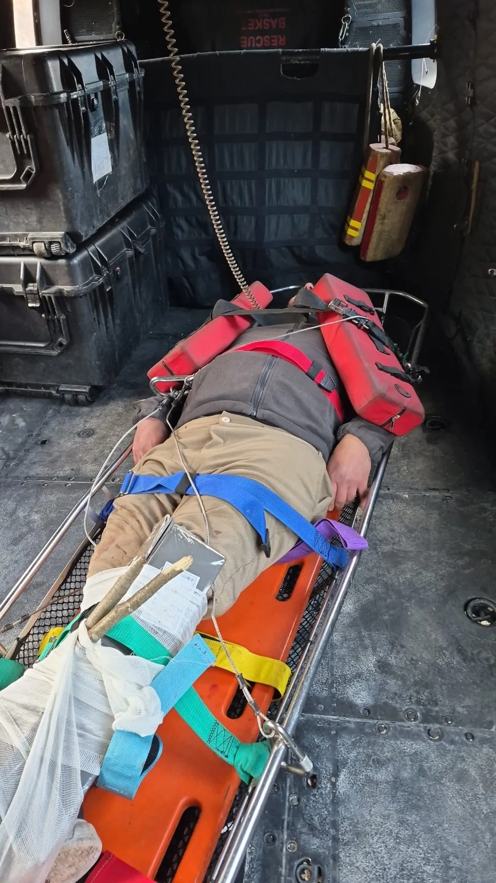 artvinde-daglik-alanda-kurtarma-operasyonu-yaylada-mahsur-kalan-vatandas-icin-ekipler-seferber-oldu-1776892456913.jpg MSB'den olaya ilişkin açıklama: Bölgeye derhal ulaştırıldı (Fotoğraf: İHA)