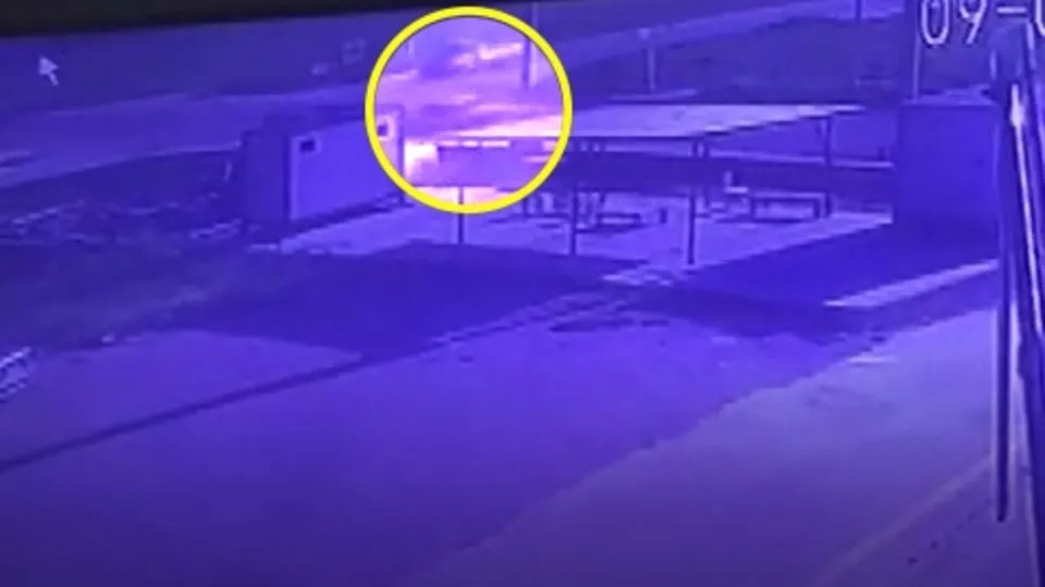 Adana Da Katliam Gibi Kaza Kaza Ani Guvenlik Kamerasina Yansidi Video Ahaber Video Izle