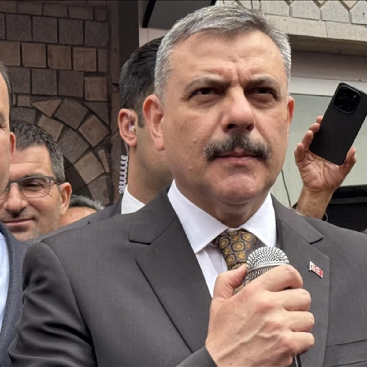 Bakan Çiftçi'nin ziyaretinde algı operasyonu!