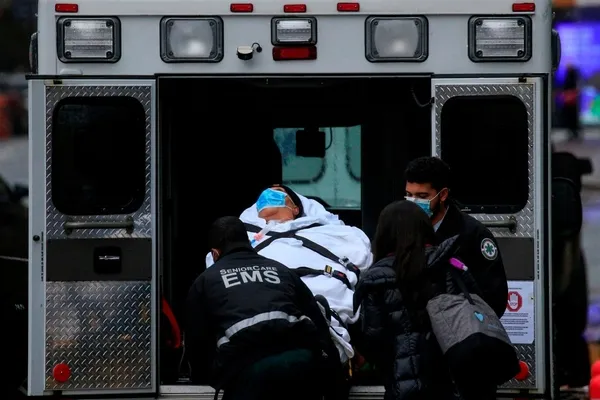 ABD Kovid-19 ile boğuşuyor: Ölenlerin sayısı 305 bini geçti