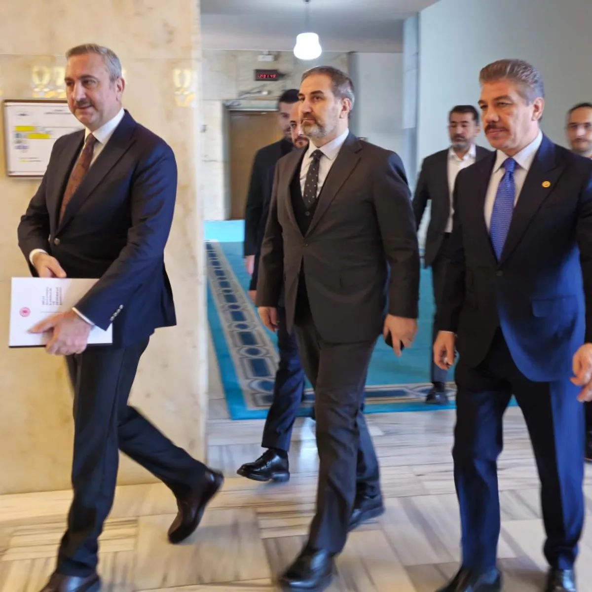 AK Parti 'Terörsüz Türkiye' çerçeve yasa teklifini kapalı toplantı ve muhalefet ziyaretleriyle TBMM'ye taşıma hazırlığında