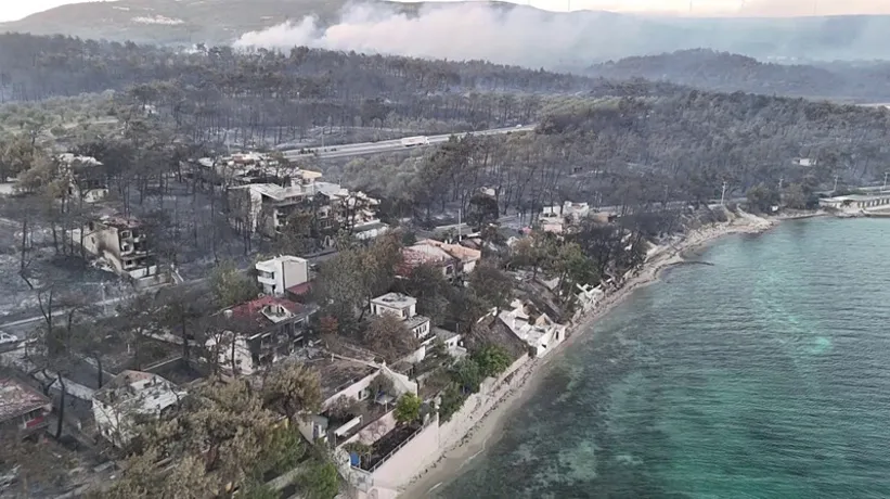 Çanakkale'de yanan villalar görüntülendi! Yangının boyutu gün ağarınca ortaya çıktı