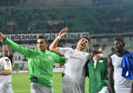 Konyaspor Kasımpaşa maçında gol düeollosu yaşandı