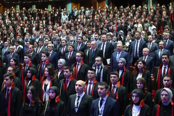 Başkan Erdoğan’dan darbe anayasası mesajı: İçimize sindiremiyoruz