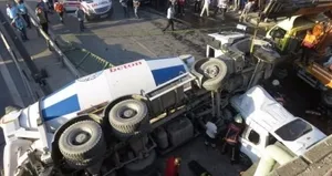Korkunç kaza! Beton mikseri köprüden uçtu