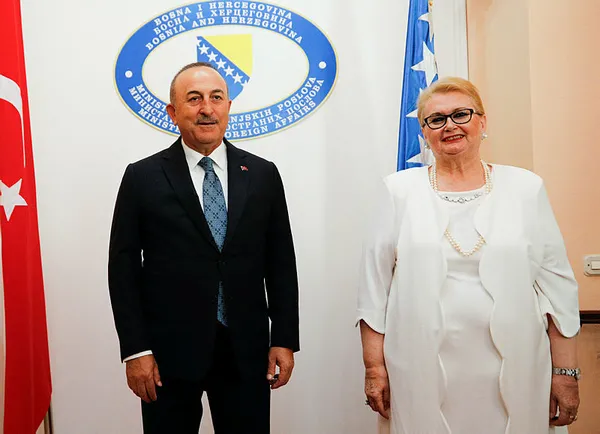 Son dakika: Dışişleri Bakanı Mevlüt Çavuşoğlu Bosna Hersekli mevkidaşıyla görüştü: Yeni bir ihtilafa izin veremeyiz - 2