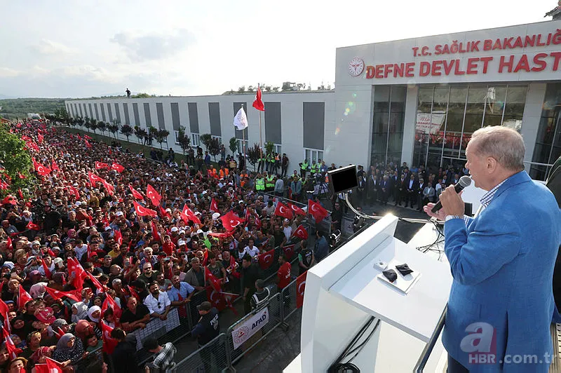 Başkan Erdoğan'dan depremzedeleri hedef alan muhaliflere fotoğraflı mesaj! "İnsanlık Merhamet Üzerine Kuruludur” 10