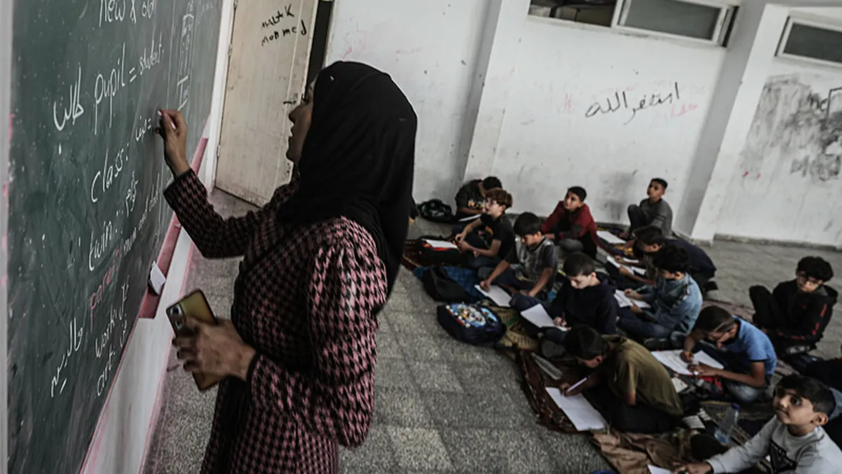 İki yıl aradan sonra Gazze'de ilk okul zili