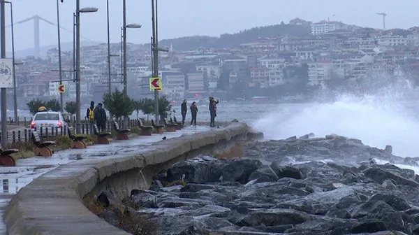 meteorolojiden-istanbul-icin-son-dakika-uyarisi-5-gunluk-hava-durumu-1612737463427.jpg Meteoroloji'den İstanbul için son dakika uyarısı! 5 günlük hava durumu - 2