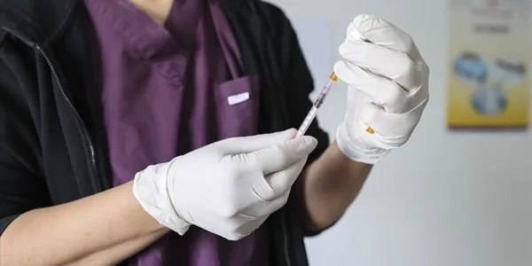 İkinci doz BioNTech aşısı iptal mi edildi? İkinci doz BioNTech aşısı randevusu alanlar ne yapacak? Sistem ne zaman düzelecek?