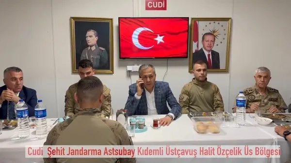 Başkan Erdoğan Cudi Dağı Üs Bölgesi’ndeki askerlerle görüştü: Terörle mücadelemizde duruşunuz bu milletin huzuru olacak