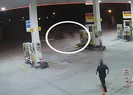 Akaryakıt istasyonunda tehlikeli hareket!