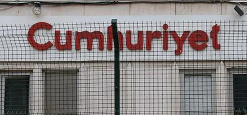 Cumhuriyet gazetesi namazdan rahatsız oldu