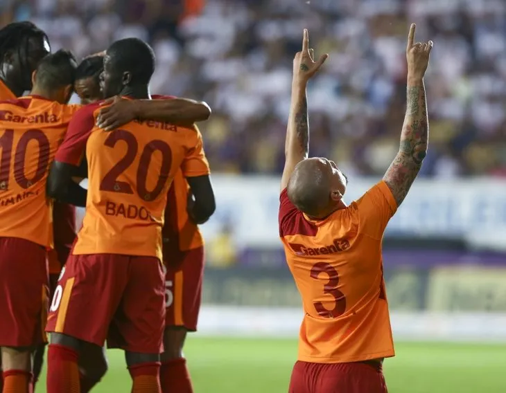Osmanlıspor - Galatasaray maçından kareler