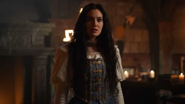 Alparslan Büyük Selçuklu Akça Hatun öldü mü, diziden ayrılacak mı? Alparslan Büyük Selçuklu Fahriye Evcen diziden ayrılıyor mu? - 4