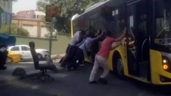 Bilecikliler İBB'ye öfke kustu! Yardım taleplerine kendine hayrı olmayan İETT otobüsünü yolladılar: Biz mi iteceğiz - 1