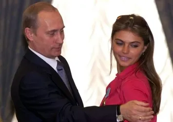 Vladimir Putin ikiz babası mı oldu?