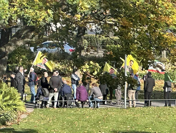 İsveç’in başkenti Stockholm’de PKK gösterisi! Türkiye’ye alçak saldırı