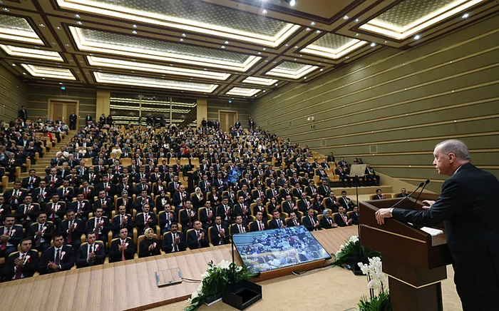 baskan-erdogandan-elitist-zihniyete-tepki-burokratik-oligarsinin-devlet-tasavvurunda-yeri-yoktur-1728910100720.jpg Başkan Erdoğan'dan elitist zihniyete tepki: Bürokratik oligarşinin devlet tasavvurunda yeri yoktur - 4