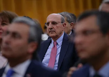 CHP'de İlhan Kesici'nin cumhurbaşkanı adayı olmayacağı kesinleşti