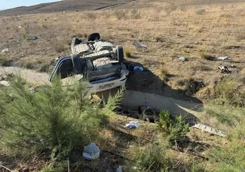 Otomobil takla attı: 3 ölü 2 yaralı