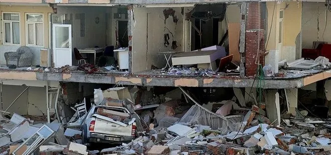 Dünya Türkiye için tek yürek! Görevini tamamlayan ekipler ülkelerine döndü: Yıkım da insanlık da büyük