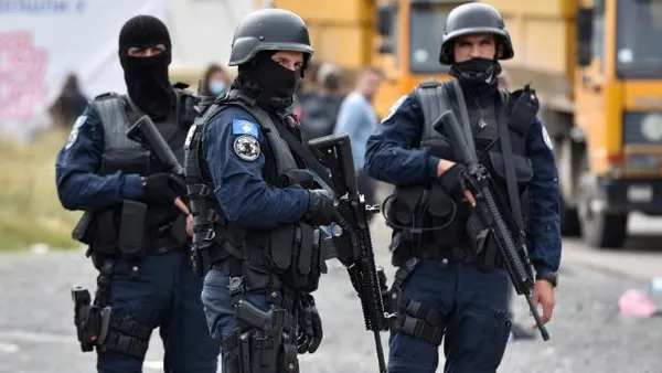 serbest-seyahat-konusunda-anlasma-saglandi-ab-resmen-duyurdu-kosova-ve-sirbistan-1661618801282.jpg Serbest seyahat konusunda anlaşma sağlandı! AB resmen duyurdu! Kosova ve Sırbistan... - 5