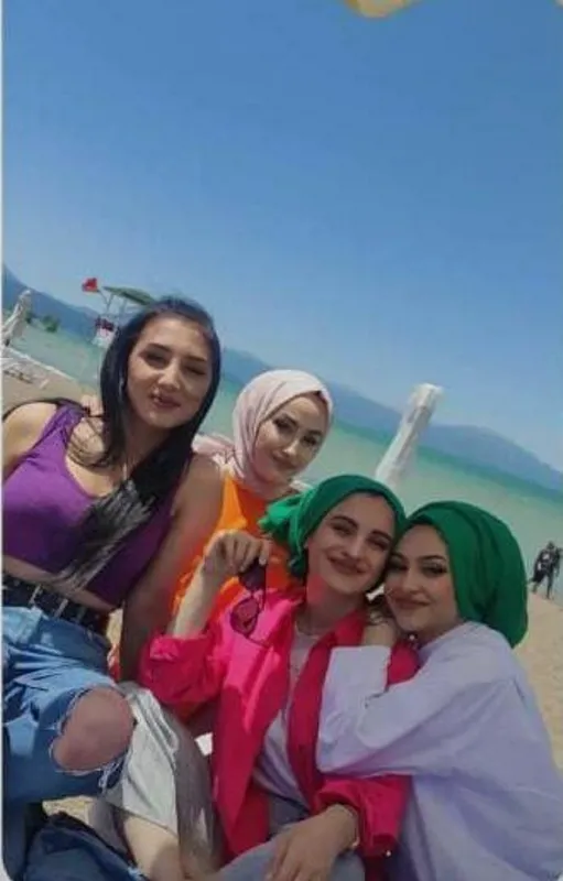 konyada-feci-kaza-5-genci-hayattan-kopardi-birlikte-son-fotograf-bogazlari-dugumledi-1657110878531.jpg Konya’da feci kaza 5 genci hayattan kopardı! Birlikte son fotoğraf boğazları düğümledi… - 3