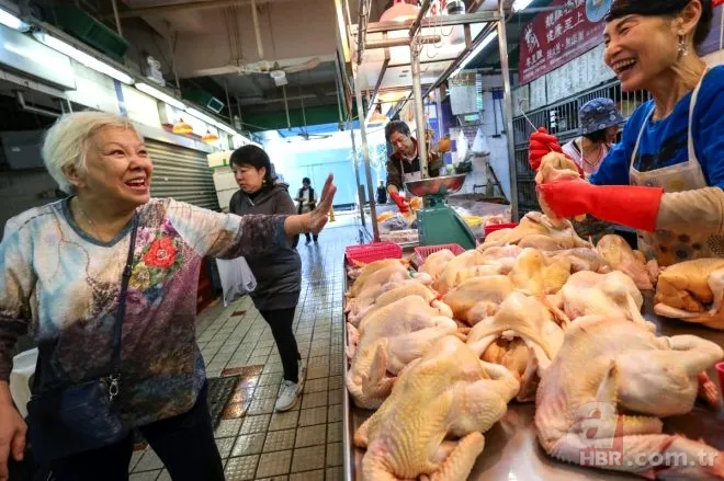 Ne bulsa yiyorlar! İşte koronavirüsün yayıldığı pazar... 19