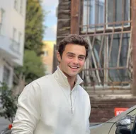 Bilal Yiğit Koçak’tan aşk bombası! Rol arkadaşıyla...