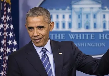 Obama, Chelsea Manning’i affetti
