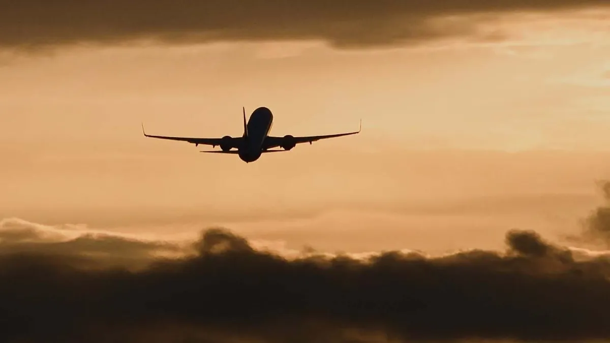 Tacikistan-Kırgızistan uçak seferleri yaklaşık 4 yıl aradan sonra yeniden başladı