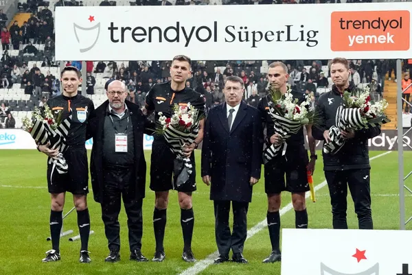 Beşiktaş Alanyaspor’a 3-1 mağlup oldu! Kartal evinde ağır yaralı