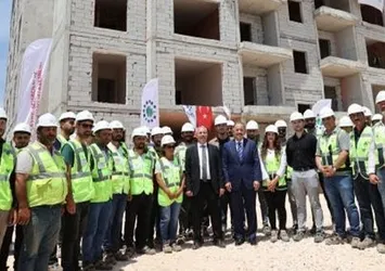 Bakan Özhaseki paylaştı: Köy evlerimizin yapımına hızla devam ediyoruz