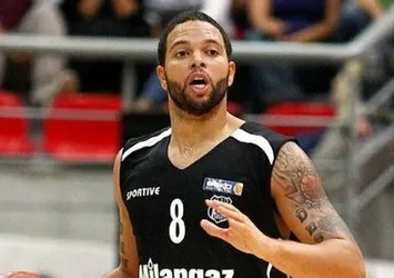 Deron Williams dönüyor!