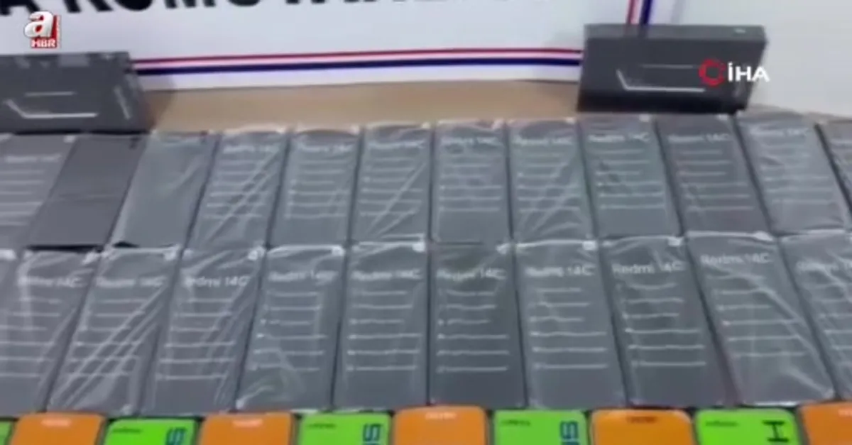 132 kaçak cep telefonu ele geçirildi